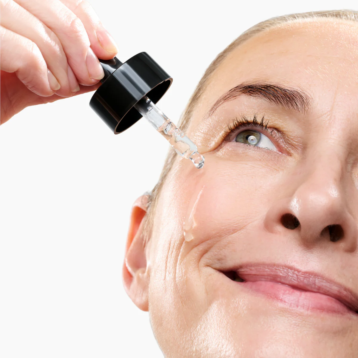 CurrentBody Skin Green Tea Serum (30ml) - Image 3